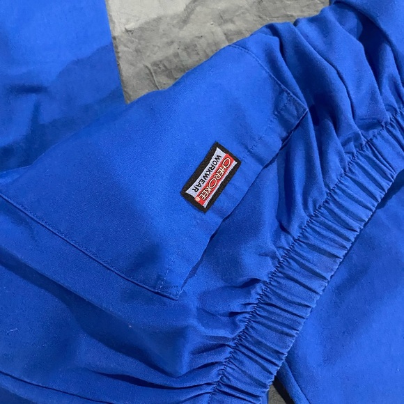 Cherokee Scrub Set - Picture 6 of 6